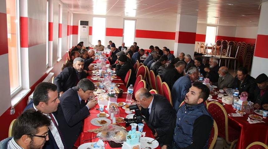 Oltu&rsquo;da Muhtarların sorunları dinlendi