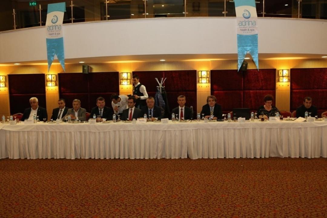 Kaymakam Sırmalı; &ldquo;Hedefimiz Edremit&rsquo;te 2020 yılında s&uuml;s bitkileri &uuml;retimine başlamak&rdquo;