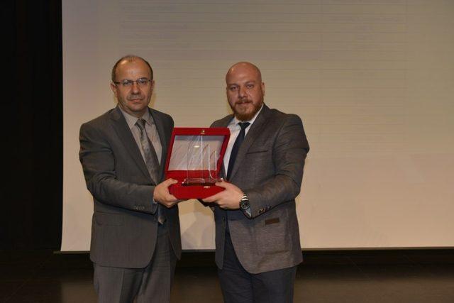 BEÜ’deki inovasyon konferansına yoğun ilgi