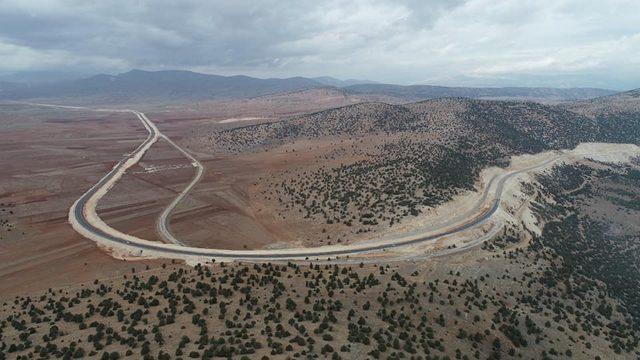 Korkuteli-Elmalı Karayolu trafiğe açıldı