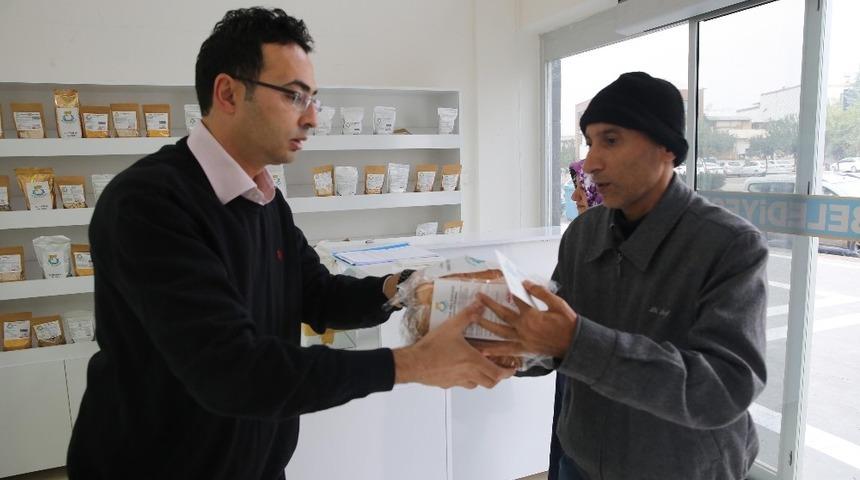 &Ccedil;&ouml;lyak hastalarına "ekmek" desteği