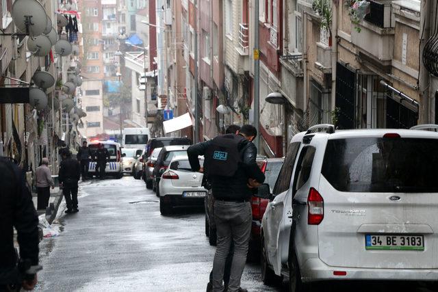 Şişli'de hareketlilik: Polis bir sokakta önlem aldı (1)