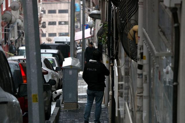 Şişli'de hareketlilik: Polis bir sokakta önlem aldı (1)