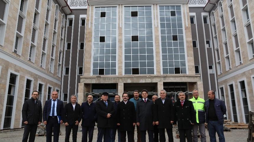 Zara&rsquo;da eğitim yatırımları devam ediyor