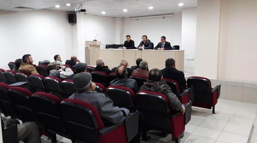 Muhtarlara k&uuml;pe ve g&uuml;ncelleme affı ile ilgili bilgilendirme toplantısı yapıldı