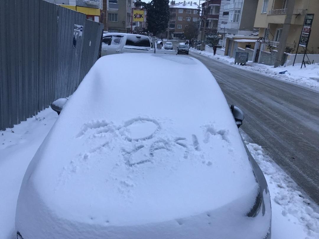 Keşan beyaza b&uuml;r&uuml;nd&uuml;