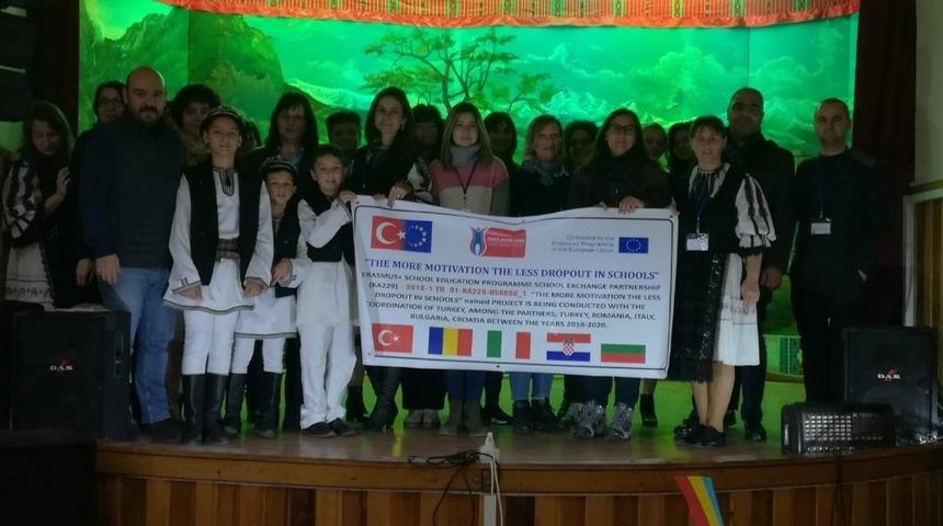 Malka&ccedil;oğlu Ortaokulunun projesi Avrupa&rsquo;da uygulanacak