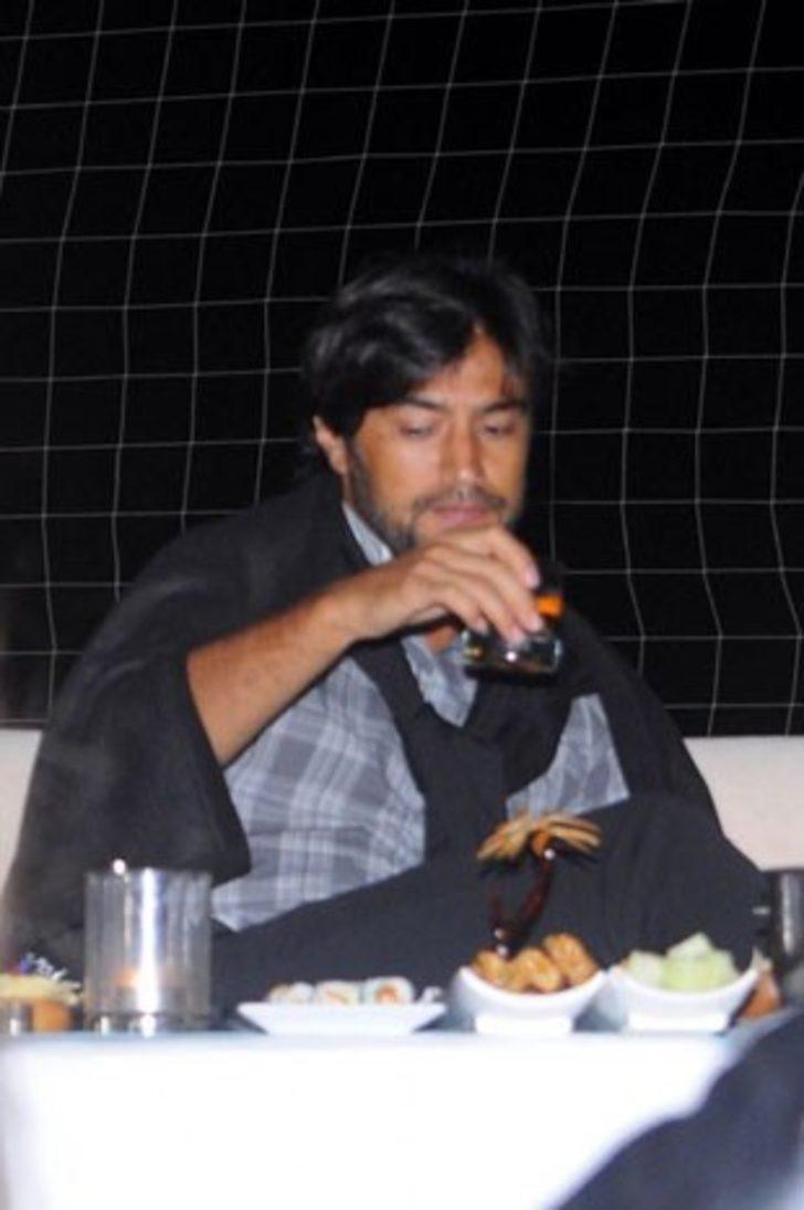 Gülşen sahnede çok seksi G2