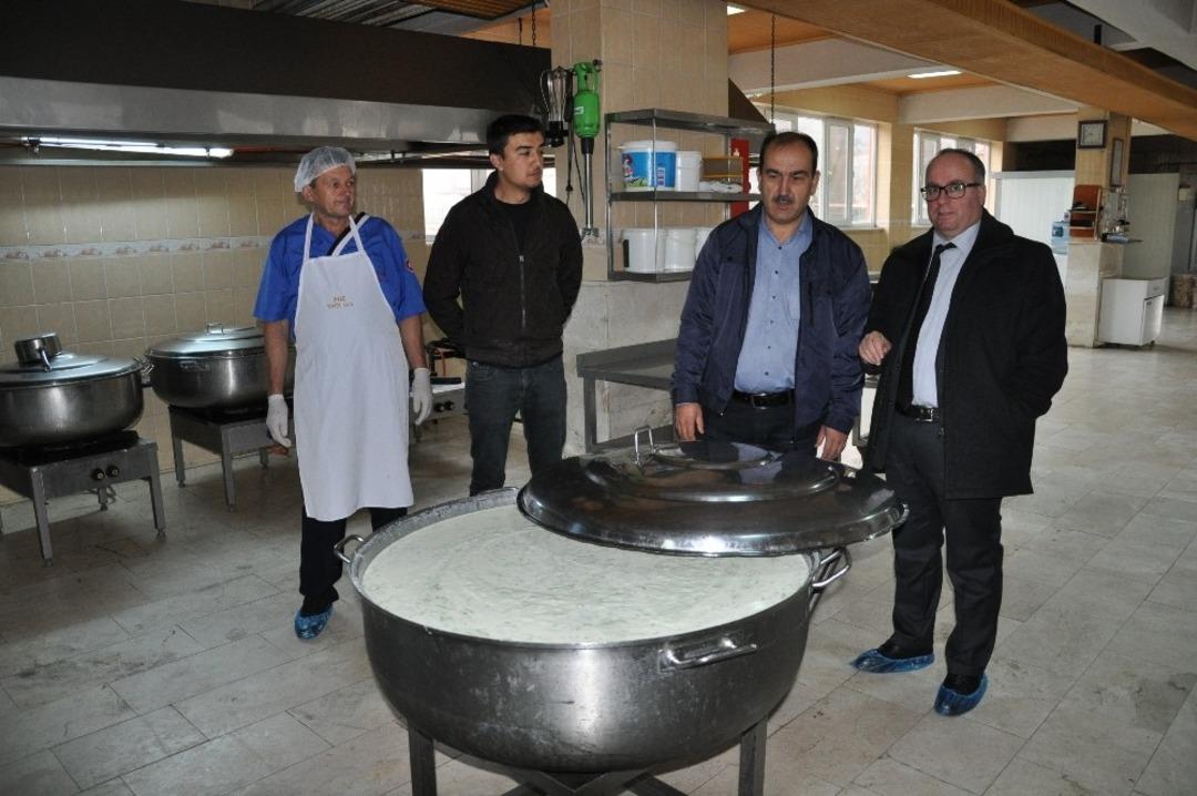 Taşımalı eğitim yemeklerine denetim