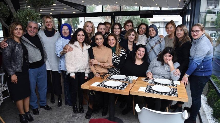 İzmir&rsquo;in melekleri iş başında