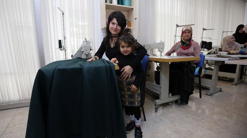 YENİMEK konfeksiyon kursları meyvelerini veriyor