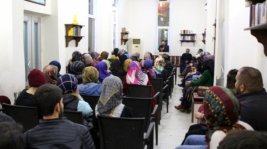 Kıraathane Sohbetleri Başladı