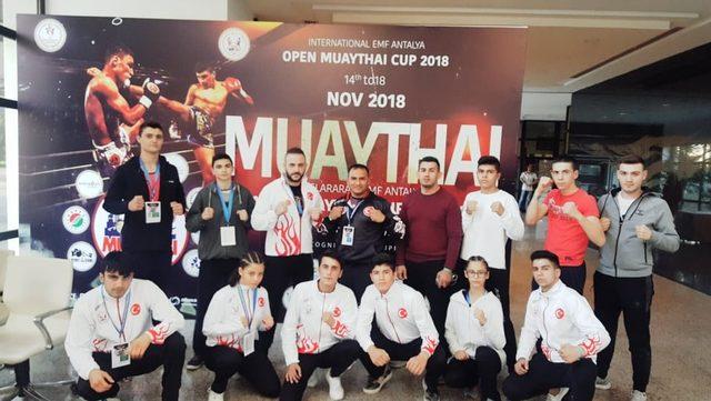 Muay Thai sporcuları Müdür Arıcıoğlu’nu ziyaret etti