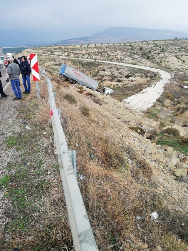 Kilis’te trafik kazaları:1 yaralı