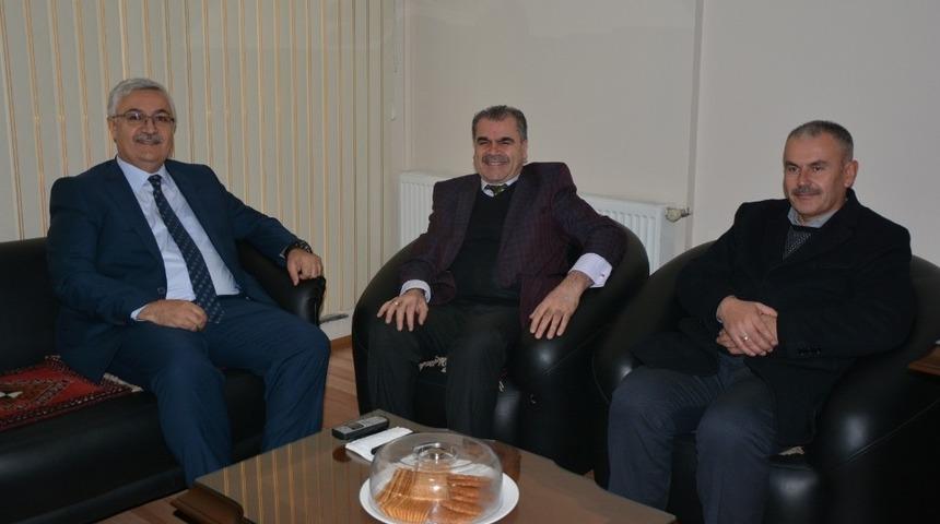 Aday adayı Boyraz se&ccedil;im &ccedil;alışmalarını s&uuml;rd&uuml;r&uuml;yor