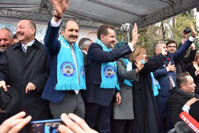 AK Parti'nin Balıkesir Büyükşehir Belediye Başkanı adayı: Kent şaha kalkacak
