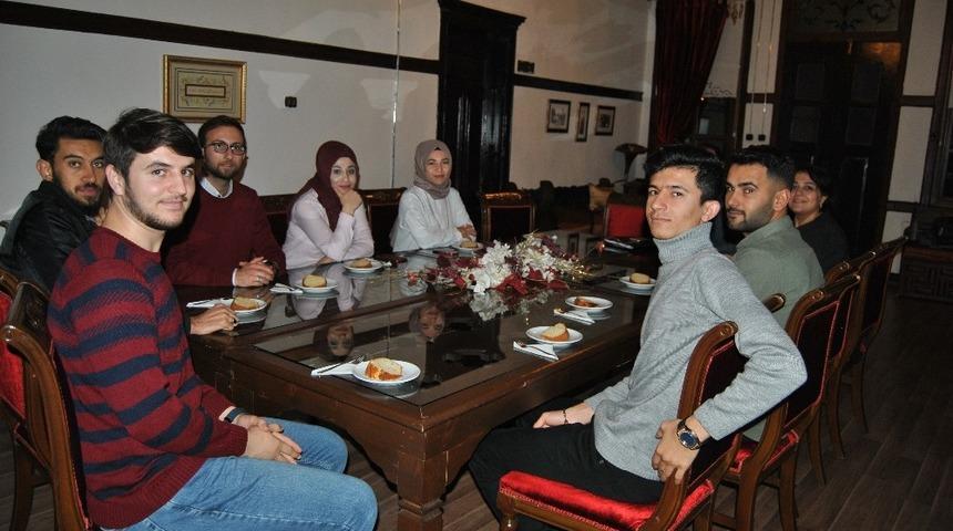 Kadına şiddet tartışıldı