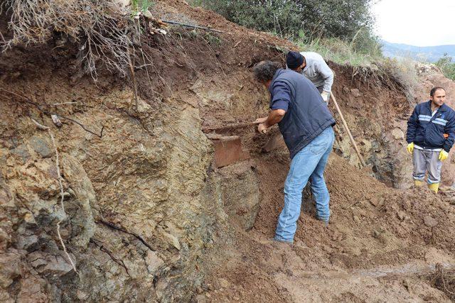Bodrum'da selin ardından lahit ortaya çıktı