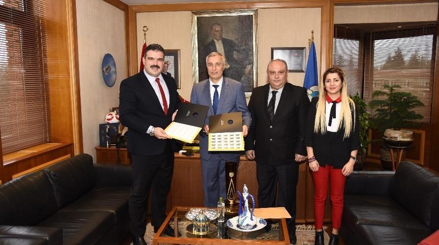 Rekt&ouml;r &Ccedil;omaklı&rsquo;ya ziyaretler devam ediyor