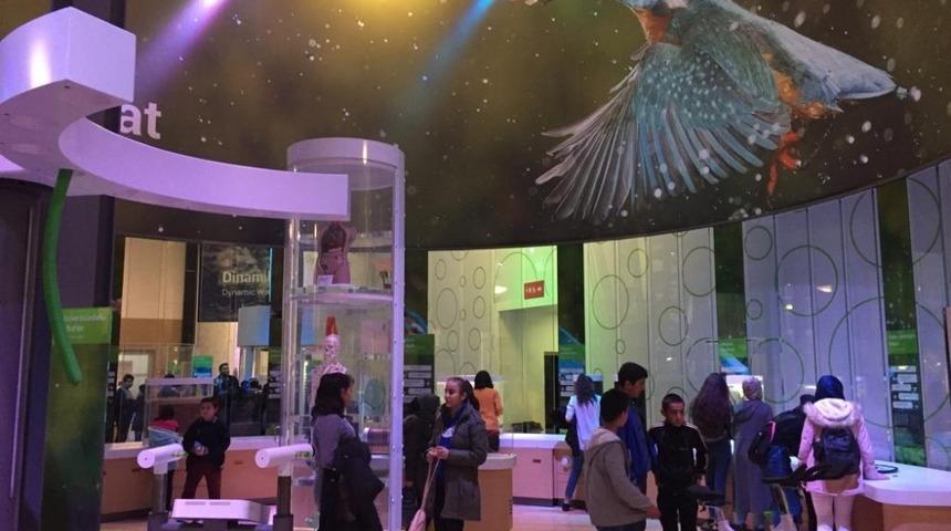 Melikgazi Belediyesi &Ccedil;ocuk Meclisi &ouml;ğrencileri Bilim Merkezi&rsquo;ni gezdi