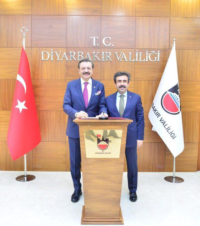 TOBB Başkanı Hisarcıklıoğlu, Vali Güzeloğlu'nu ziyaret etti