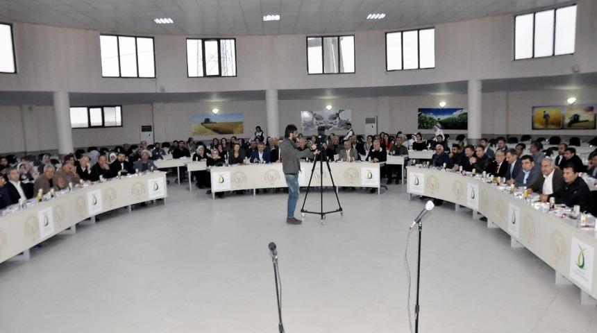 Kızıltepe&rsquo;de kadına şiddet masaya yatırıldı