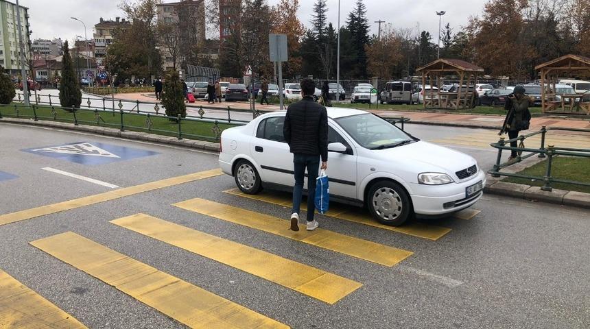 Ara&ccedil; s&uuml;r&uuml;c&uuml;leri dikkat