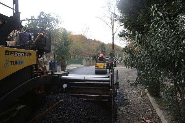 Dibektaş Caddesi’nde asfalt çalışması