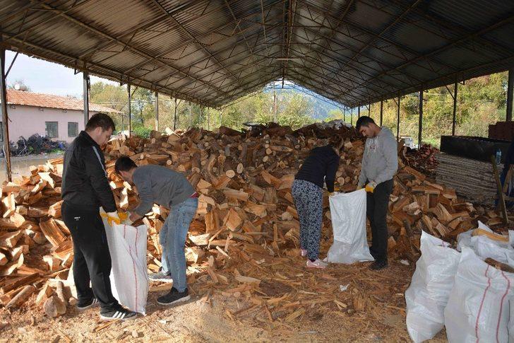 Ortaca Belediyesinden yakacak yardımı G4