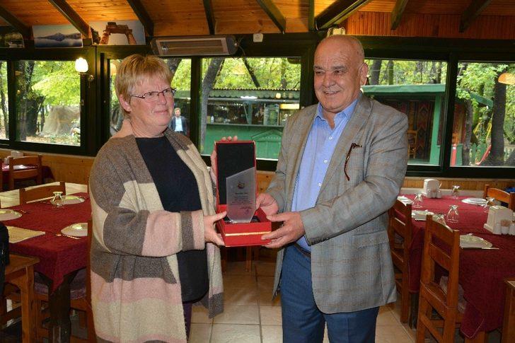 6 yılda 3 bin 762 torba çöp topladılar G1