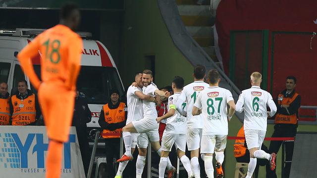 Konya, Aykut Kocaman'a 'Hoş geldin' dedi: 2-0