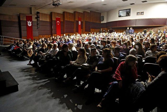 ‘Beyaz’ üç gün kapalı gişe oynadı