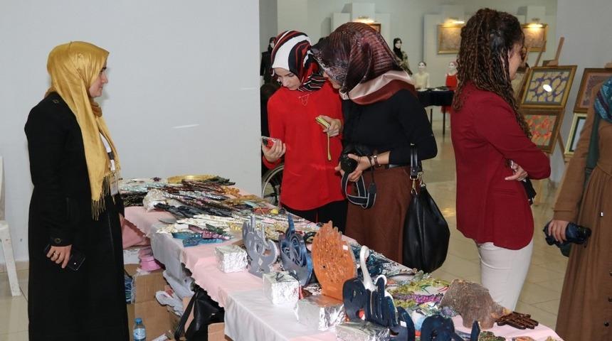 Emek ve sanat sergisi a&ccedil;ıldı