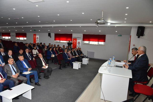 Denizli’de meslek liseleri için bir araya gelindi