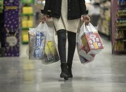 Ücretli poşetle binlerce varil petrol tasarruf edilecek 