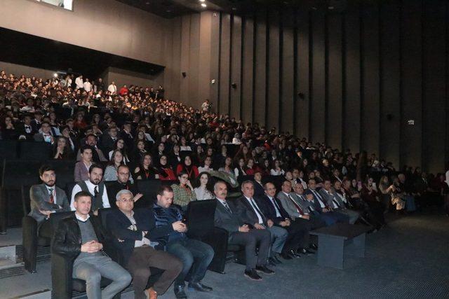 Tekden Koleji’nde ’Model Birleşmiş Milletler Simulasyon’ konferansı