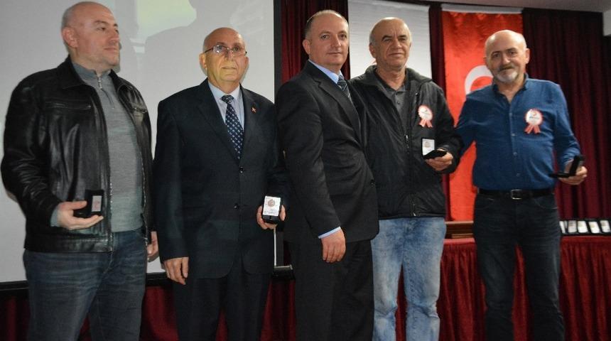 Kızılay&rsquo;dan S&ouml;ke&rsquo;deki bağış&ccedil;ılarına madalya