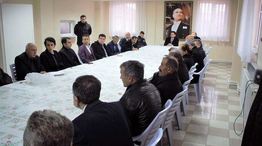 Arguvan&rsquo;da muhtarlar toplantısı yapıldı