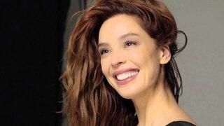 Azra Akın aşka geldi