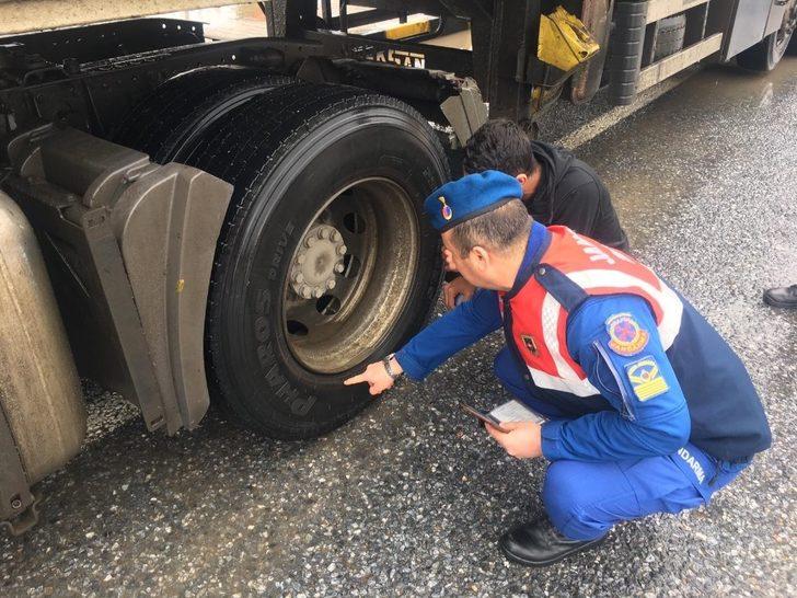 Jandarmadan kış lastiği denetimi G2