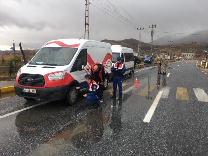 Jandarmadan kış lastiği denetimi G5