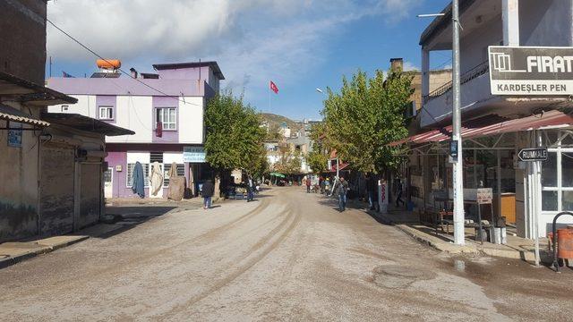 Yavuzeli’nde yağmur etkili oldu