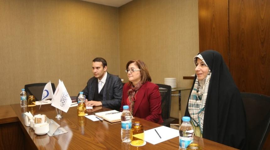 Başkan Şahin, Asya belediye başkanlarıyla deneyimlerini paylaştı