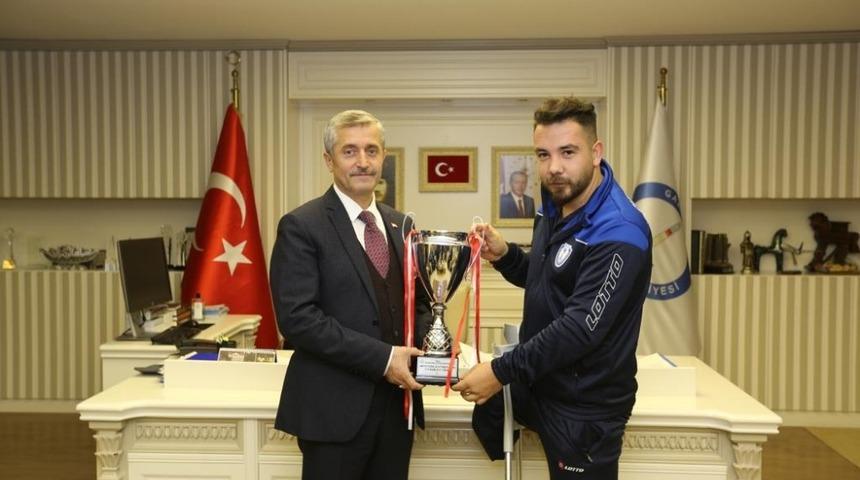 Başkan Tahmazoğlu&rsquo;ndan sporseverleri Ampute takımının ma&ccedil;ına davet