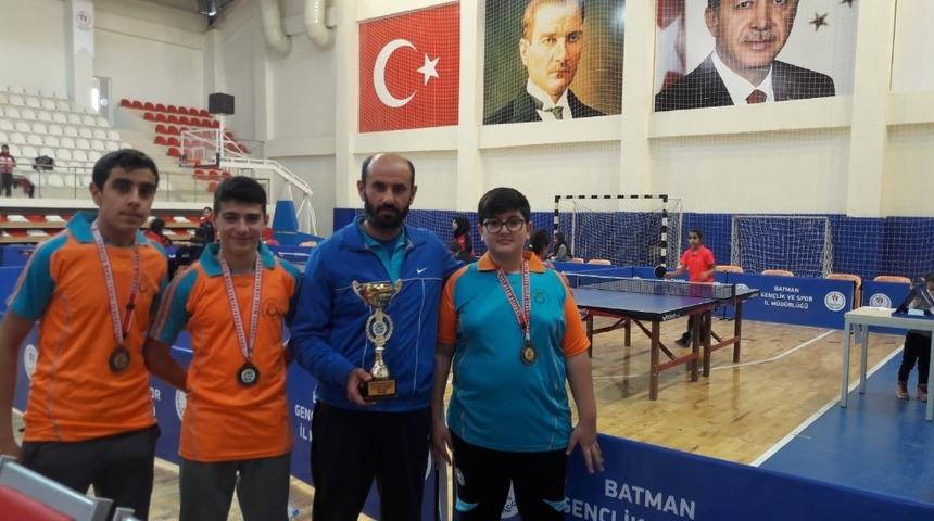 Haliliye Belediyespor Masa Tenisi takımı başarı sağladı