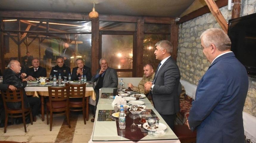 Vali G&uuml;rel, Safranbolu Mahalle ve K&ouml;y Muhtarlarıyla bir araya geldi