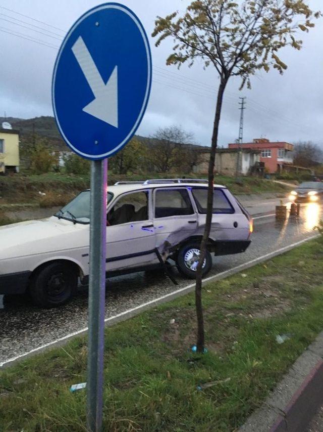 Adıyaman’da otomobiller çarpıştı: 4 yaralı