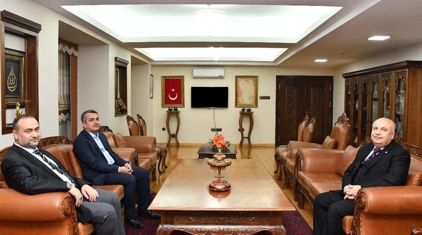 Müftü Taşçı Rektör Gönüllü ile bir araya geldi