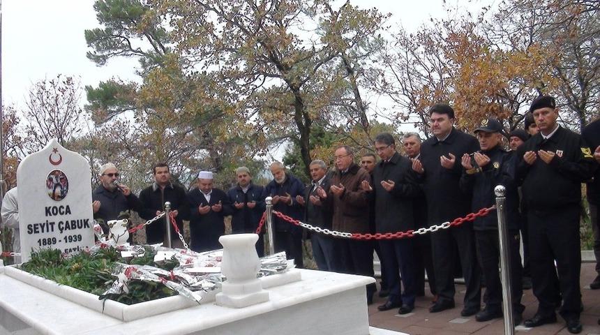 &Ccedil;anakkale Koca Seyit mezarı başında anıldı