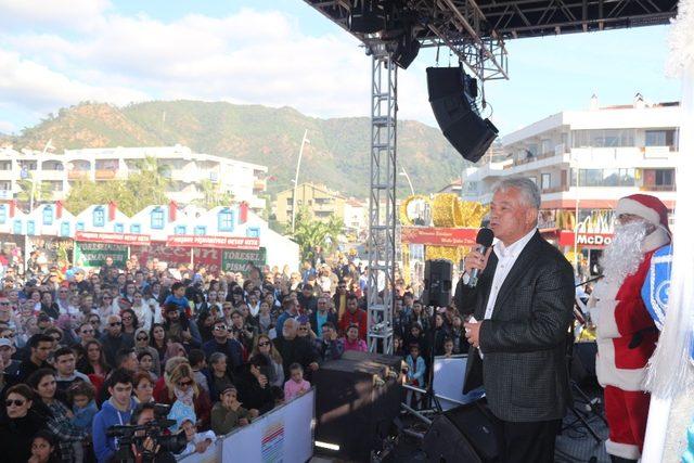 Marmaris’e festival hareketi